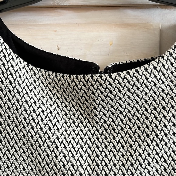 Dress - Picture 2 of 6